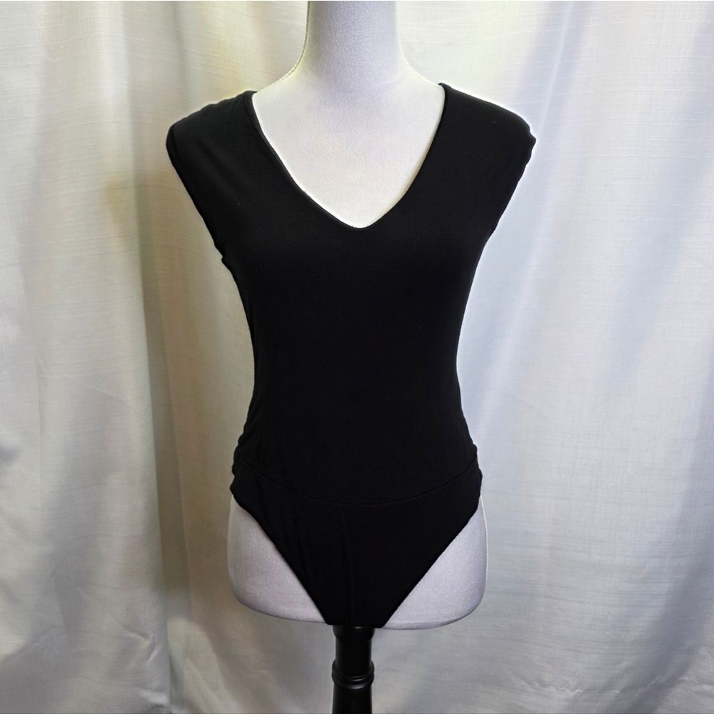 21 Saints Black V-Neck Bodysuit Size Large